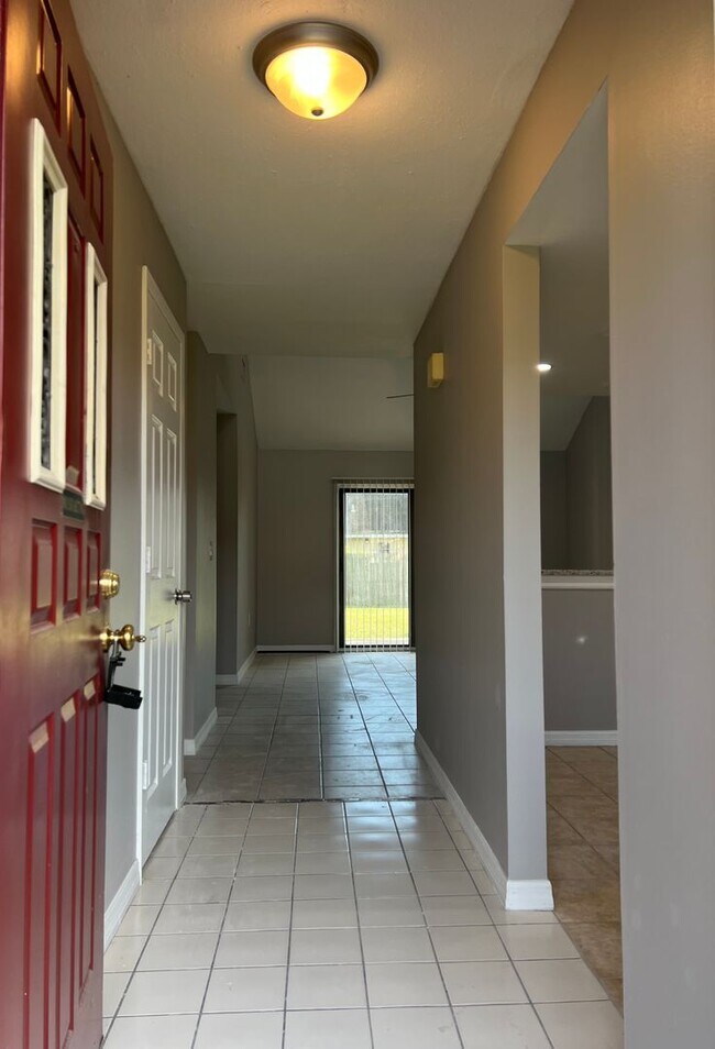 Photo - Updated & Remodeled 2/2 Townhouse in Kissi...