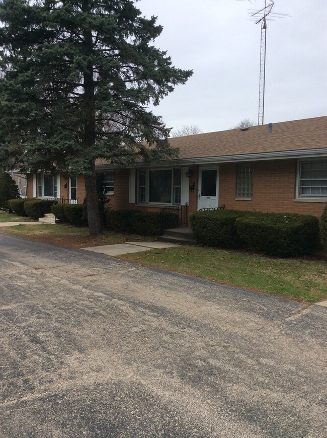 Photo - 1624 Eastmoreland Ave House