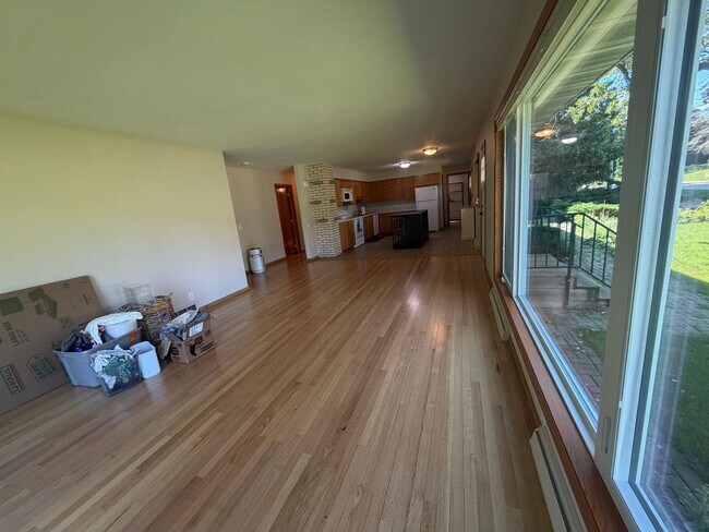 2364 S Syene Rd