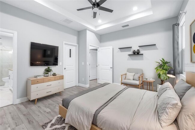 Photo - 1505 E North Bay St