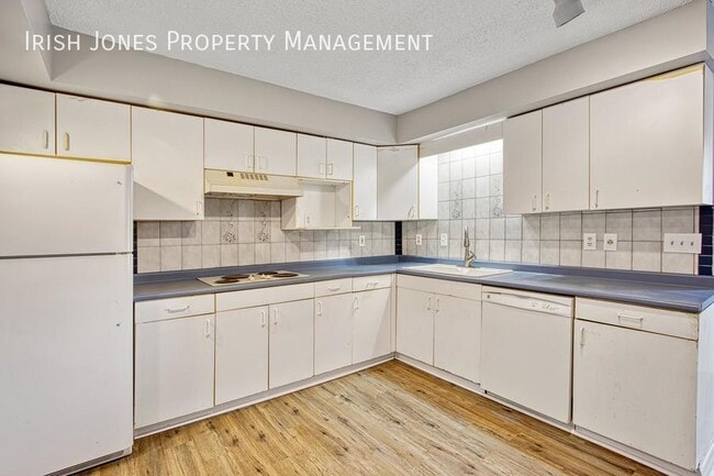 Photo - 1819 Pine-Apt 5 Unit Apt 5