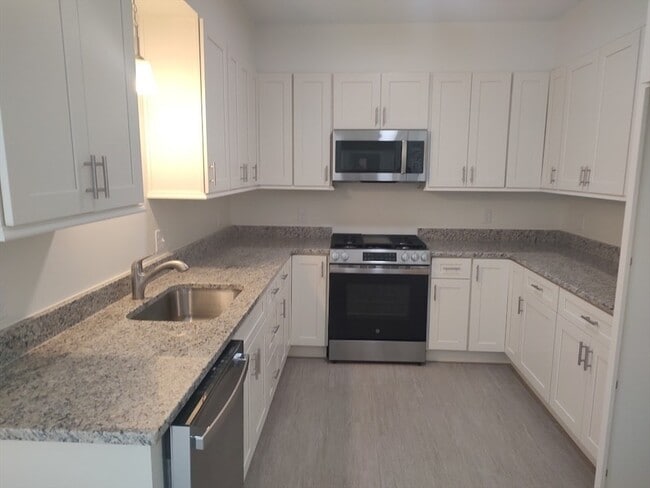 Photo - 10 Franklin Ave Unidad 307