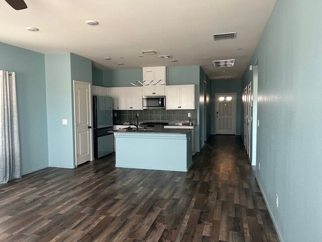 Photo - Cadence Single Story Dream!