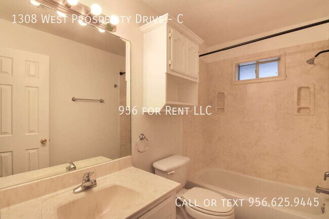 Photo - 1308 W Prosperity Dr Unit C