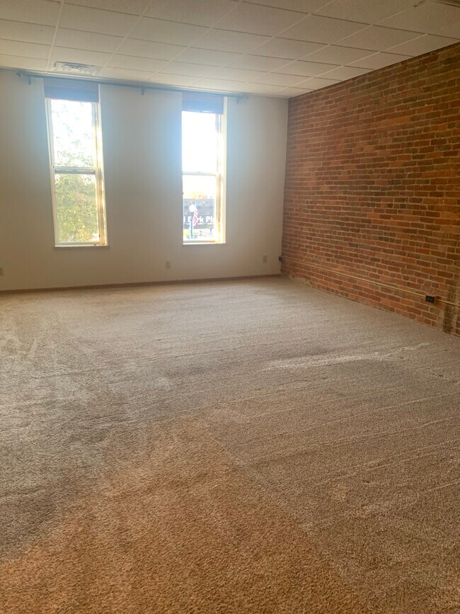 Photo - 64 Lincolnway Apartments Unit 600-B