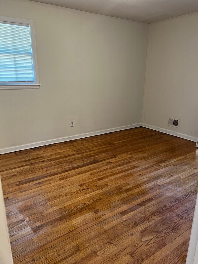 Photo - 1609 Alpha Ct