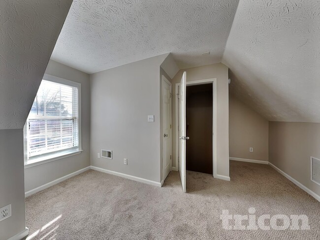 Photo - 170 Orchard View