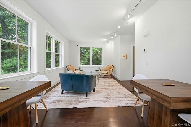 Photo - 13595 Soundview Ave