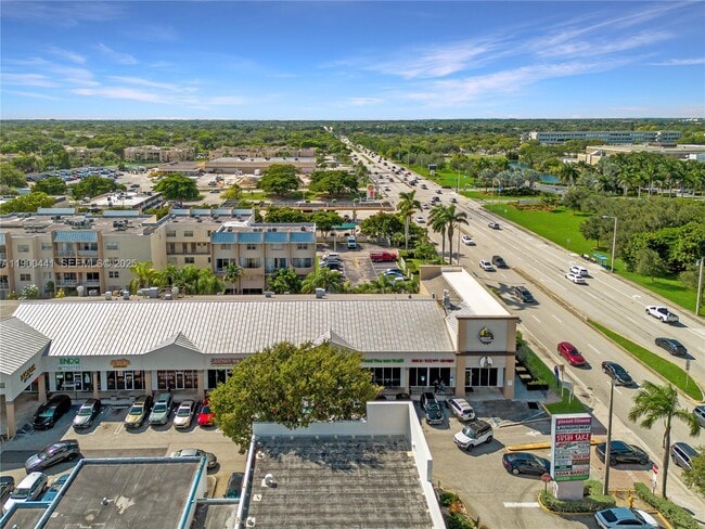 Building Photo - 10500 SW 108th Ave Unit B216