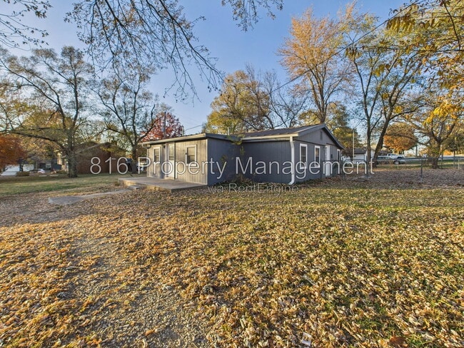 Photo - 126 S Village Terrace