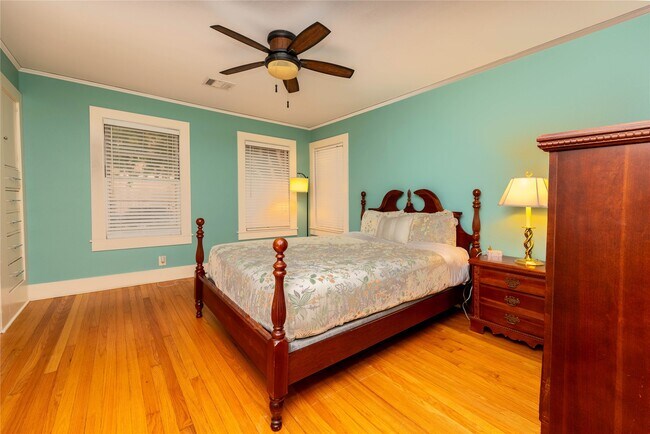 Photo - 4301 Avenue O