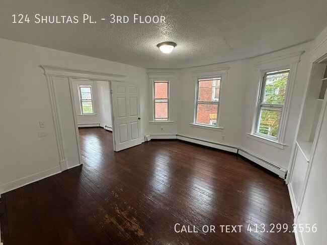 Photo - 124 Shultas Pl Unit 3rd Floor