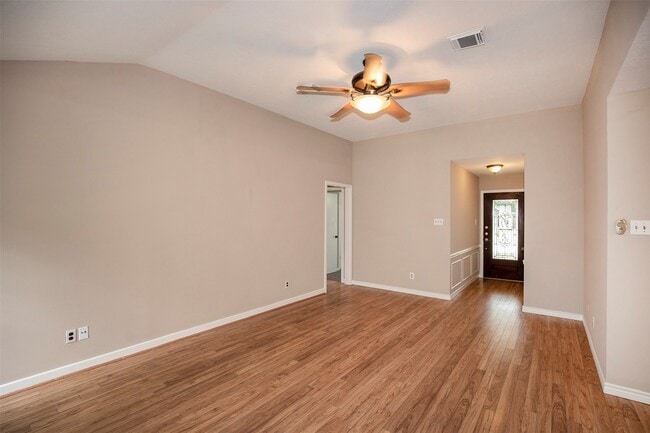 15707 Caprock Dr