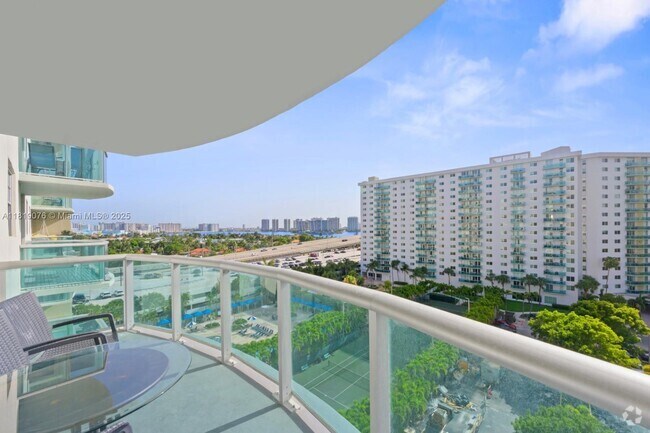 Building Photo - 19370 Collins Ave Unit 916 Rental
