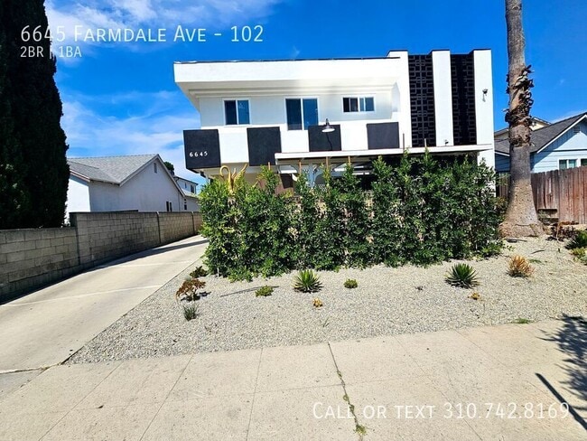 Building Photo - 6645 Farmdale Ave Unit 102 Rental