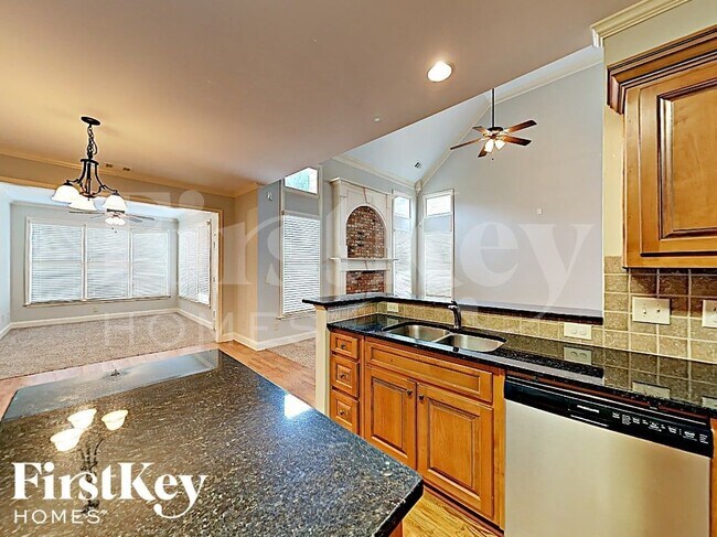 318 Baymist Dr