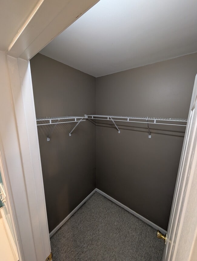 Closet - 1535 Sylvia Ct