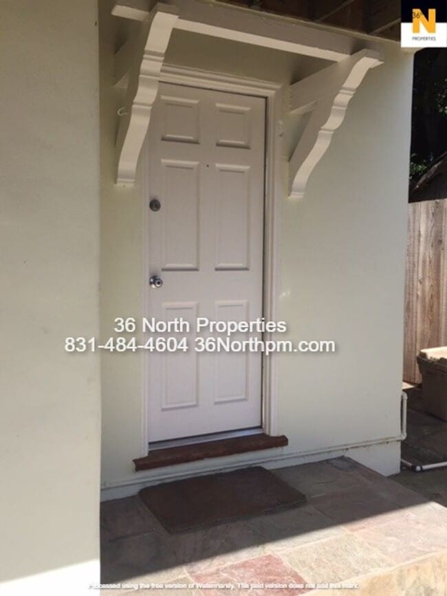 Photo - 211 Larkin St Unit B