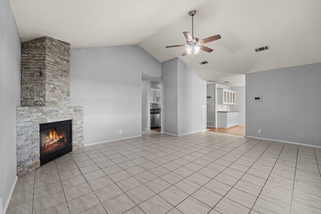 Photo - 1728 Linda Ave