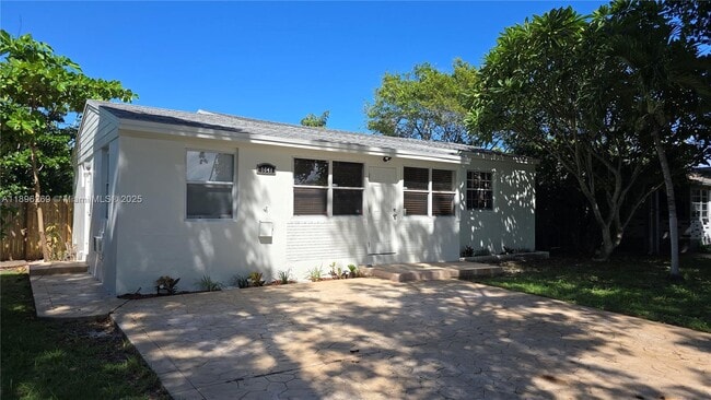 Photo - 1841 Fletcher St