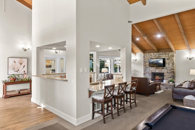 Kitchenette + Entertainment Lounge
