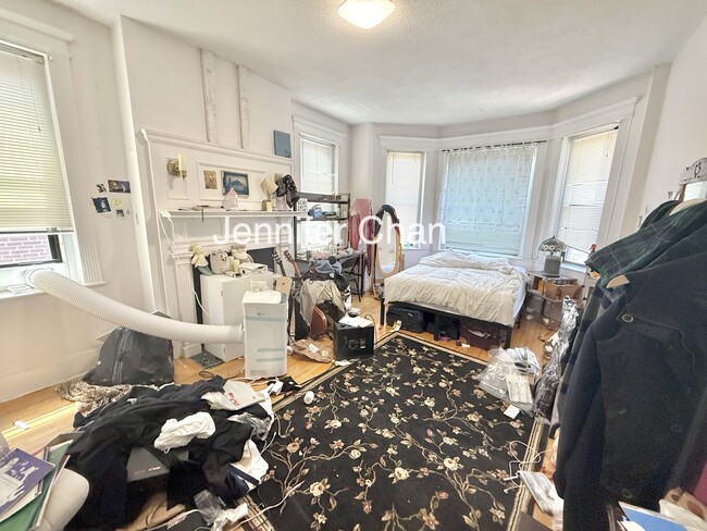 Photo - 32 Glenville Ave Unit 3