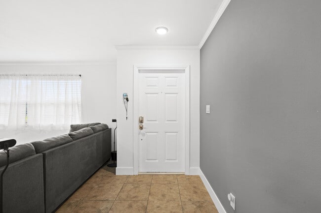 Photo - 1672 SW Angelico Ln