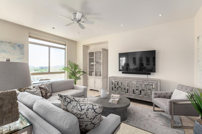 Photo - 15802 N 71st St Unit 552