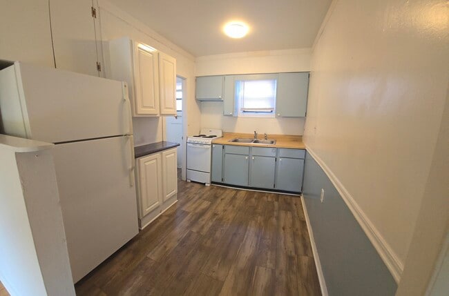 551 E Miracle Strip Pkwy Unit 8