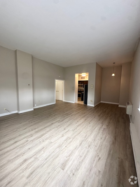 Building Photo - 1121 N Waverly Pl Unit 101 Rental