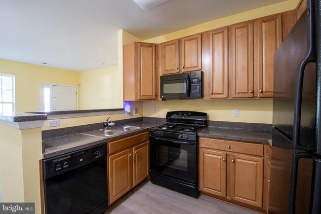 Photo - 359A Union St