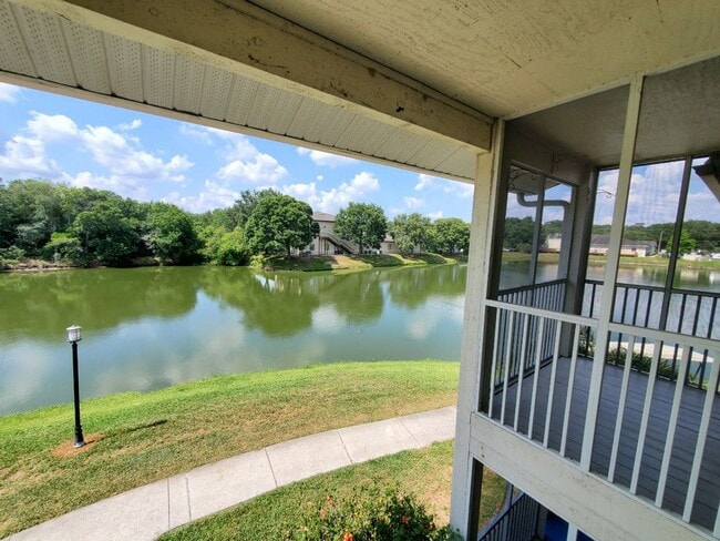 Photo - 221 Lake Brook Cir