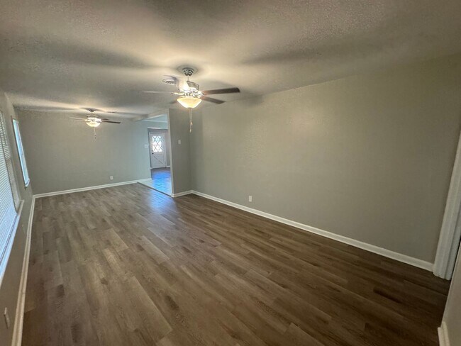 Photo - Spacious 4 Bedroom Bossier Remodeled Home