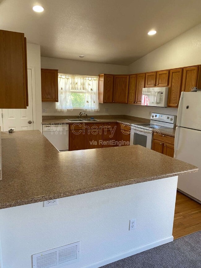 Photo - 19009 E Baker Pl