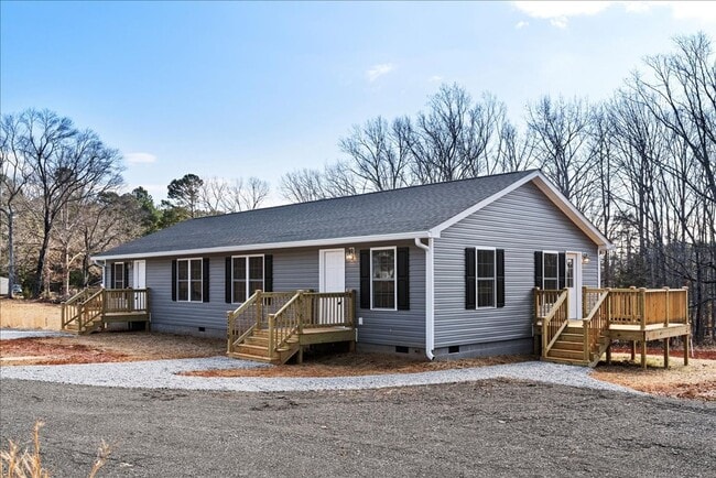 Photo - The Home You’ve Been Searching For! *Utili...