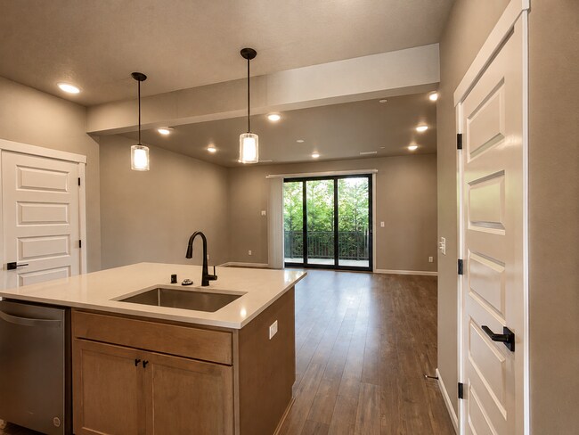 Photo - 13121 NE 71st Pl