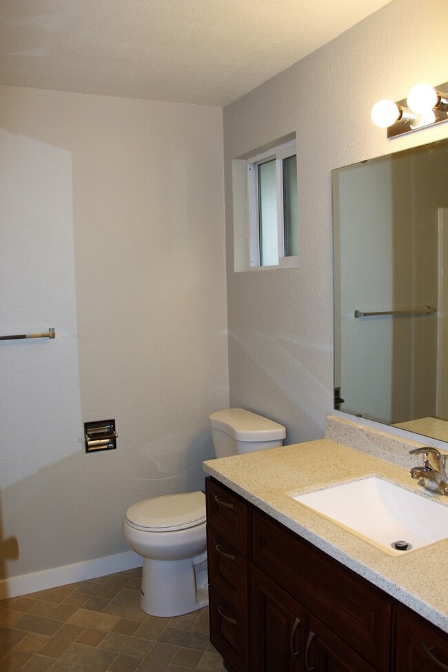 Photo - Ramona Apartments