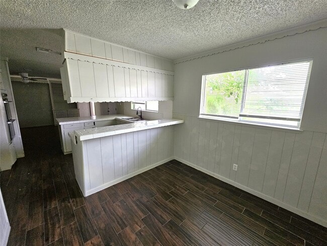 Photo - 2421 16th Ave N