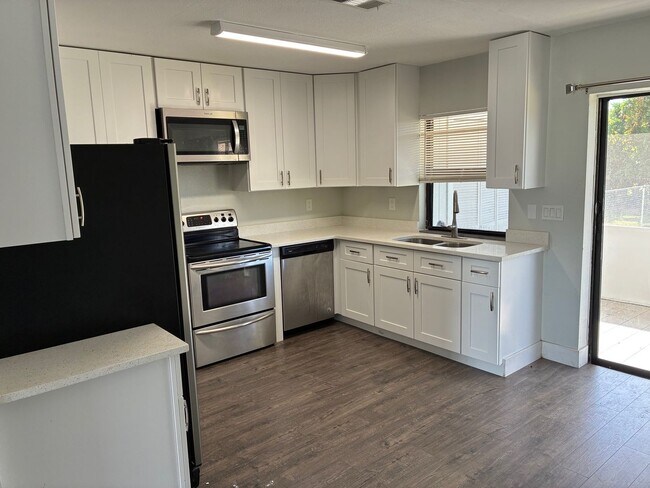 Photo - 1920 SW 47th Terrace Unidad 1