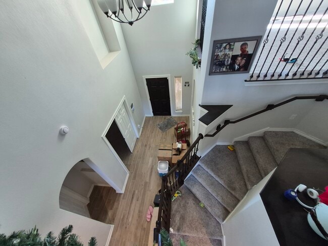 Photo - 7034 Comanche Star