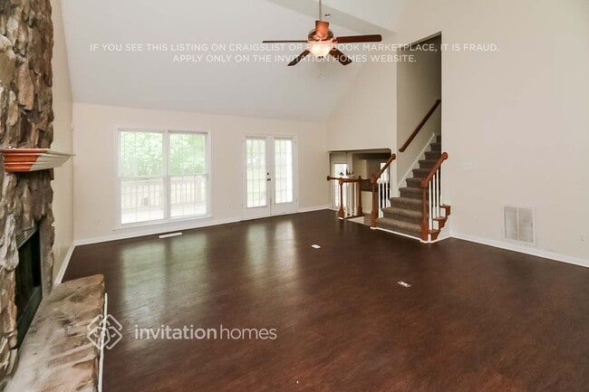 Photo - 223 Manchester Dr