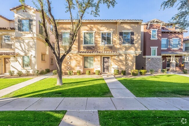 Building Photo - Town home near downtown Gilbert