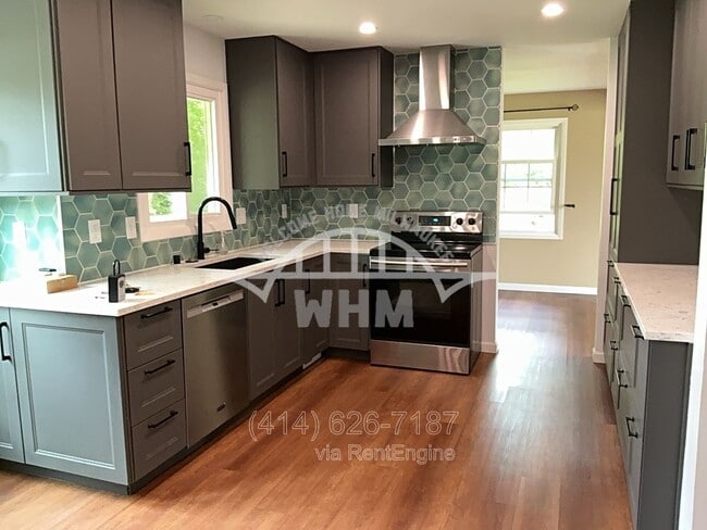 Photo - 10128 Rolling Glen Dr