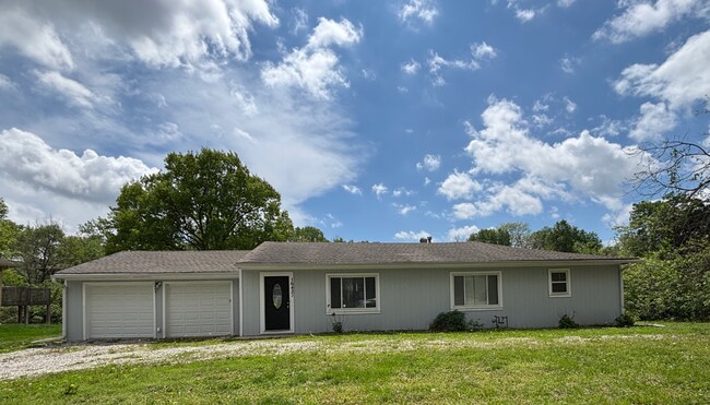 Photo - 3 BR / 2.5BA | Updated Single Family Home | 2-Car Garage Parking | Private backyard!