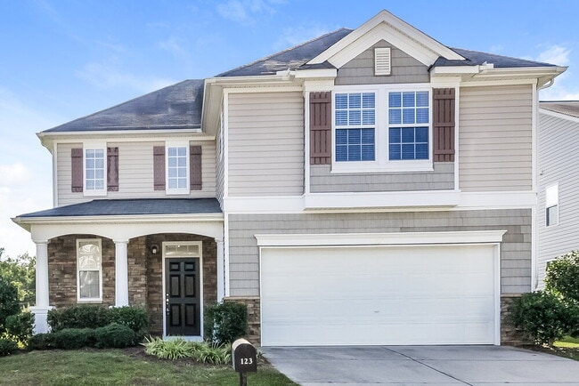 Building Photo - 123 Sleeper Car Ln