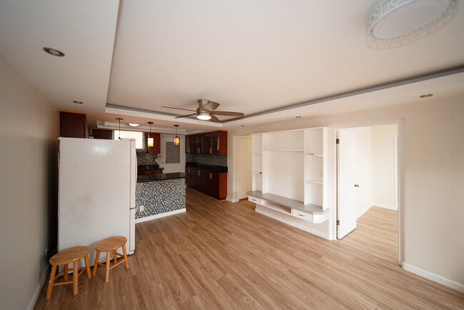 2440 Date St