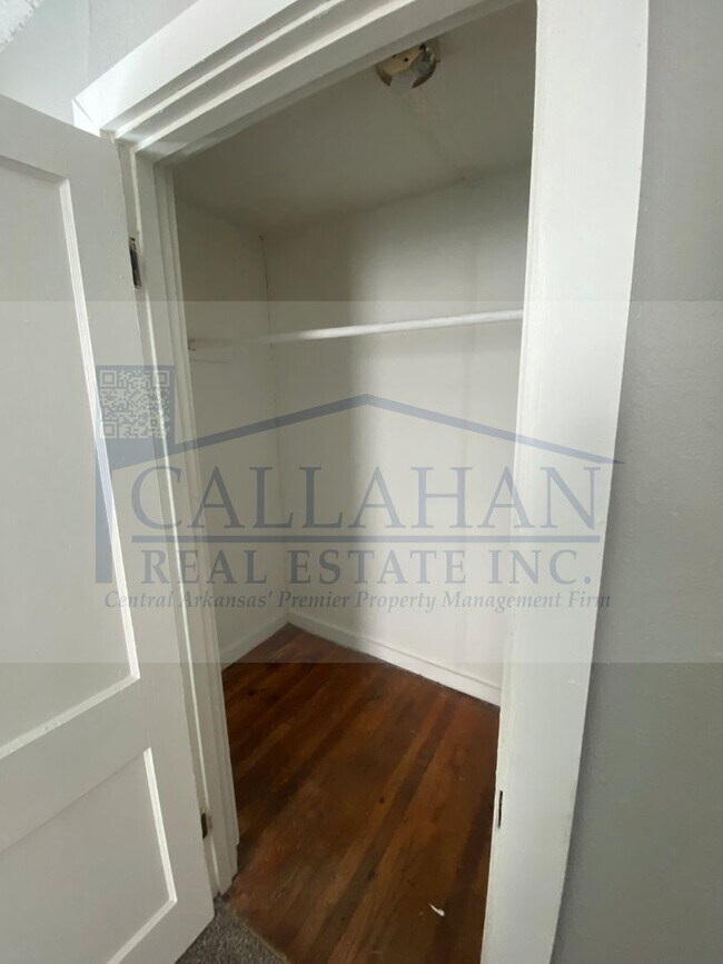Photo - 1007 Dennison St