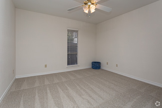 2 HAB, 2 BA - 1050 ft² - L'Esplanade