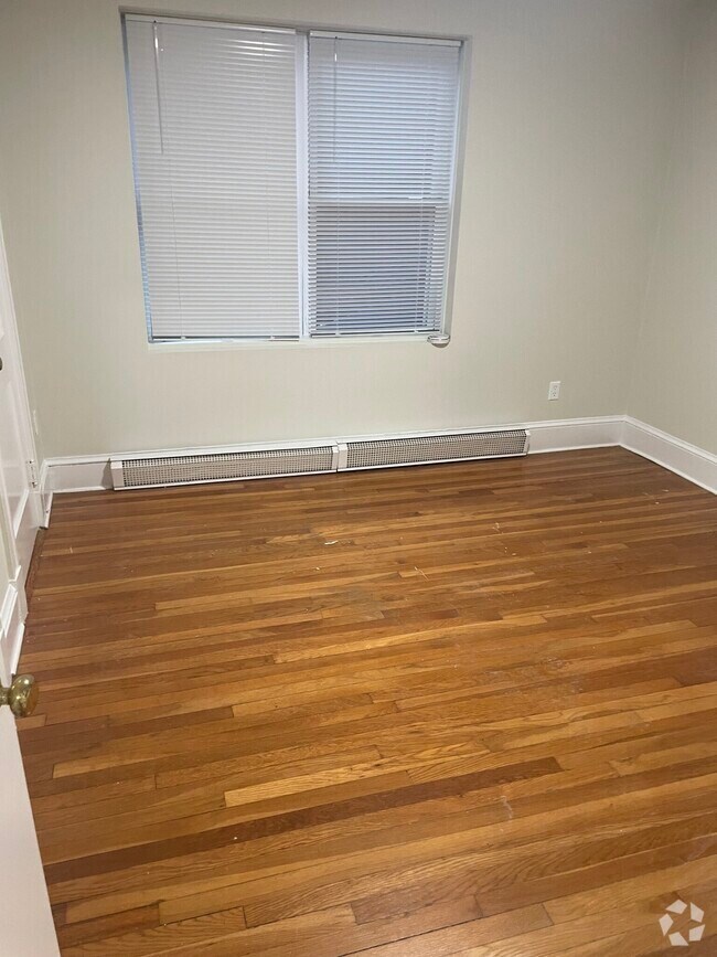 Building Photo - 401 Highland Ave Unit 4 Rental