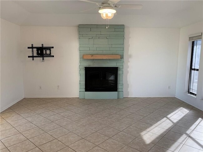 Photo - 15334 Barataria Dr